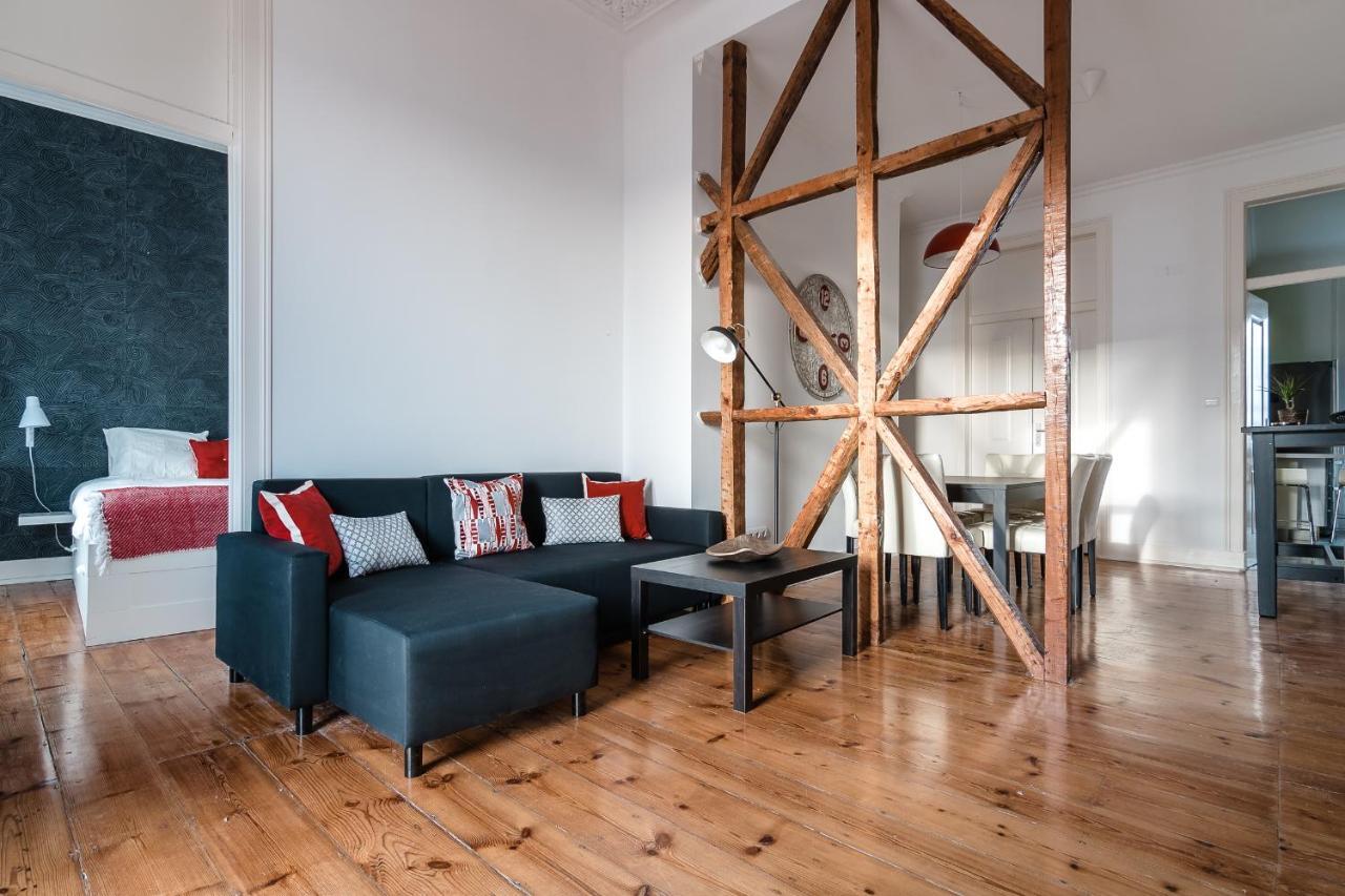 Elegant 3 Bedroom Flat With View In Principe Real Lisboa Kültér fotó