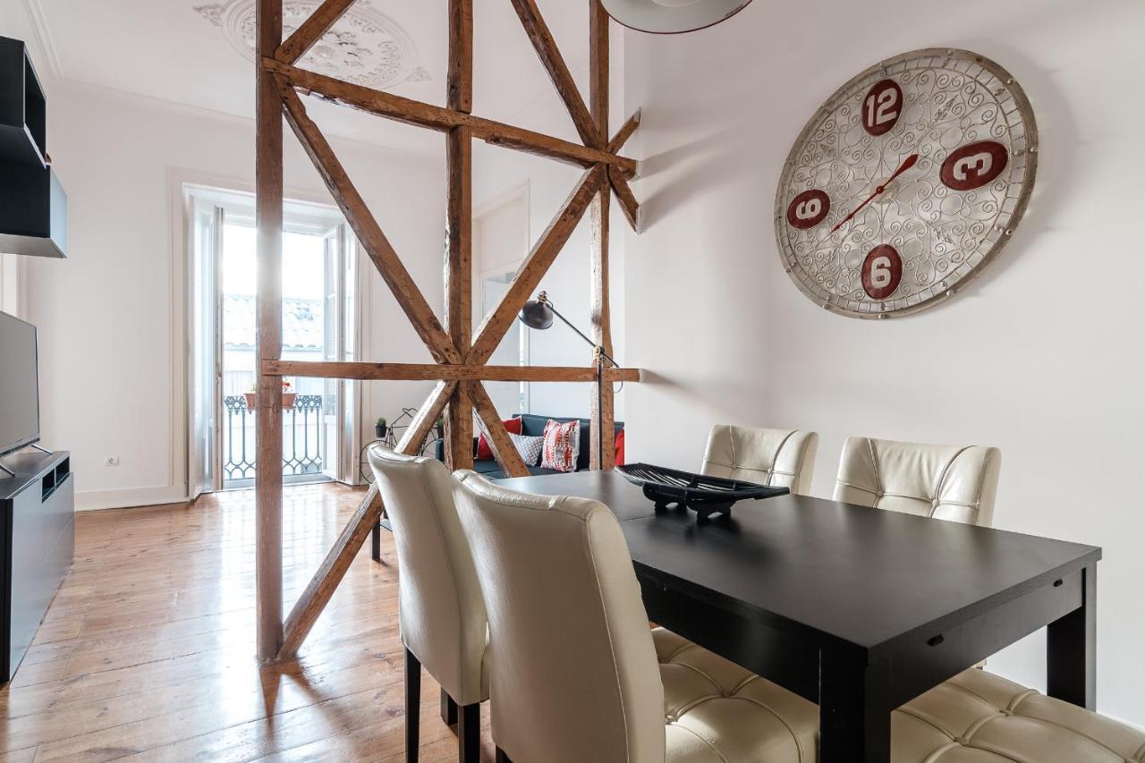 Elegant 3 Bedroom Flat With View In Principe Real Lisboa Kültér fotó