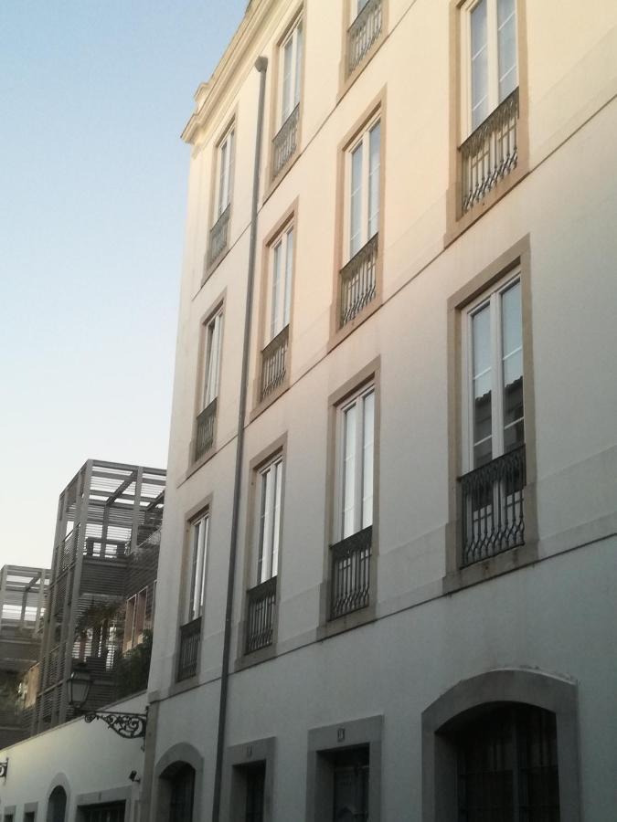 Elegant 3 Bedroom Flat With View In Principe Real Lisboa Kültér fotó
